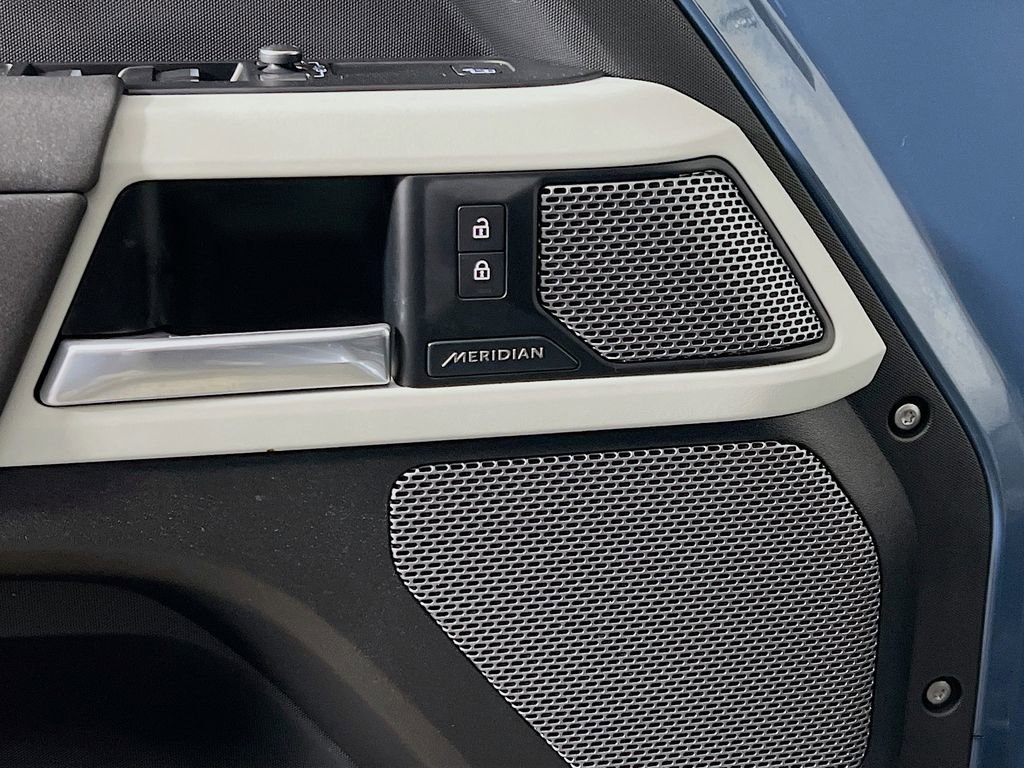 Used 2022 Land Rover Defender 110 S image 19