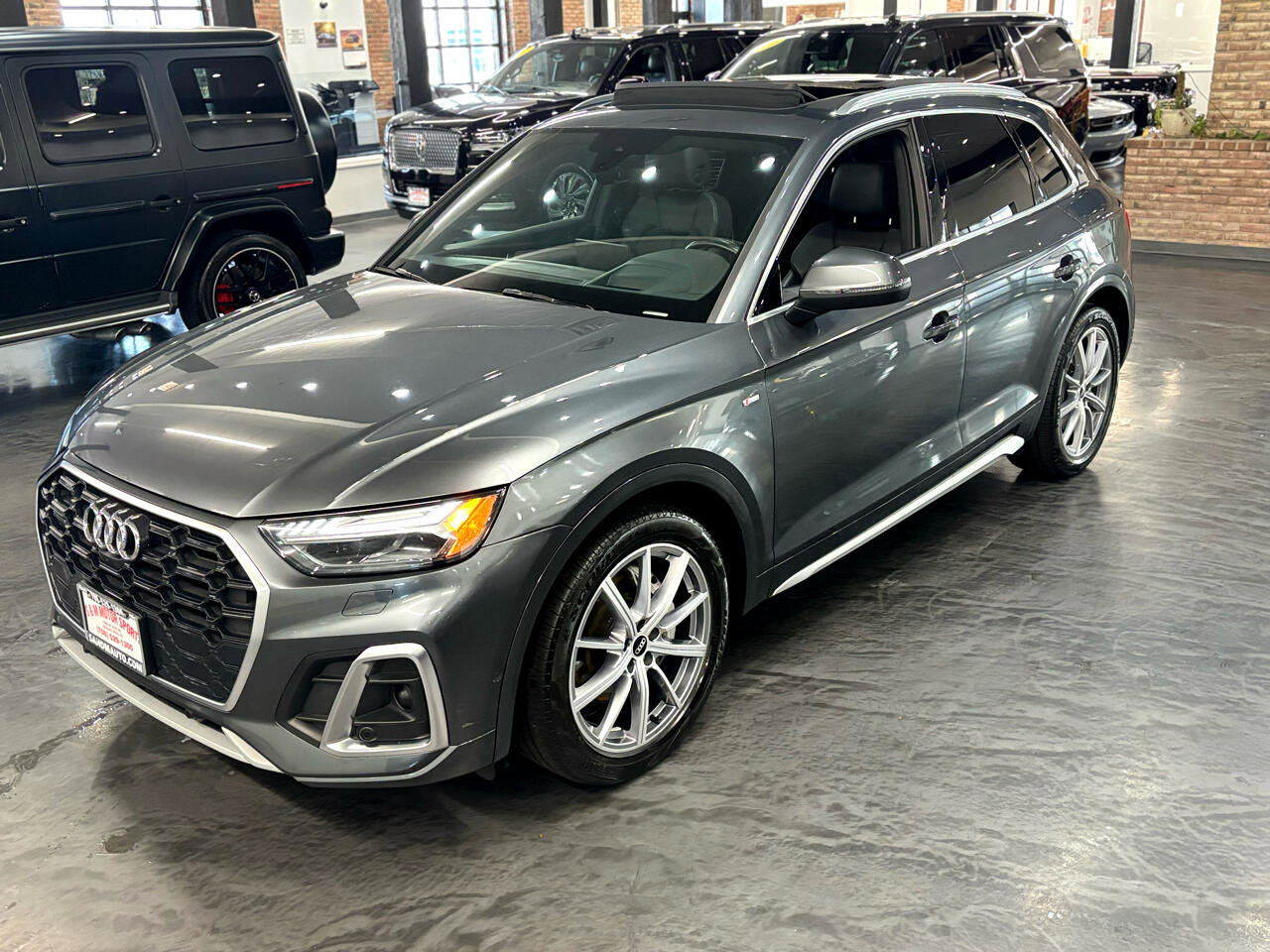 Used 2022 Audi Q5 e Prestige w/ Prestige Package image 5