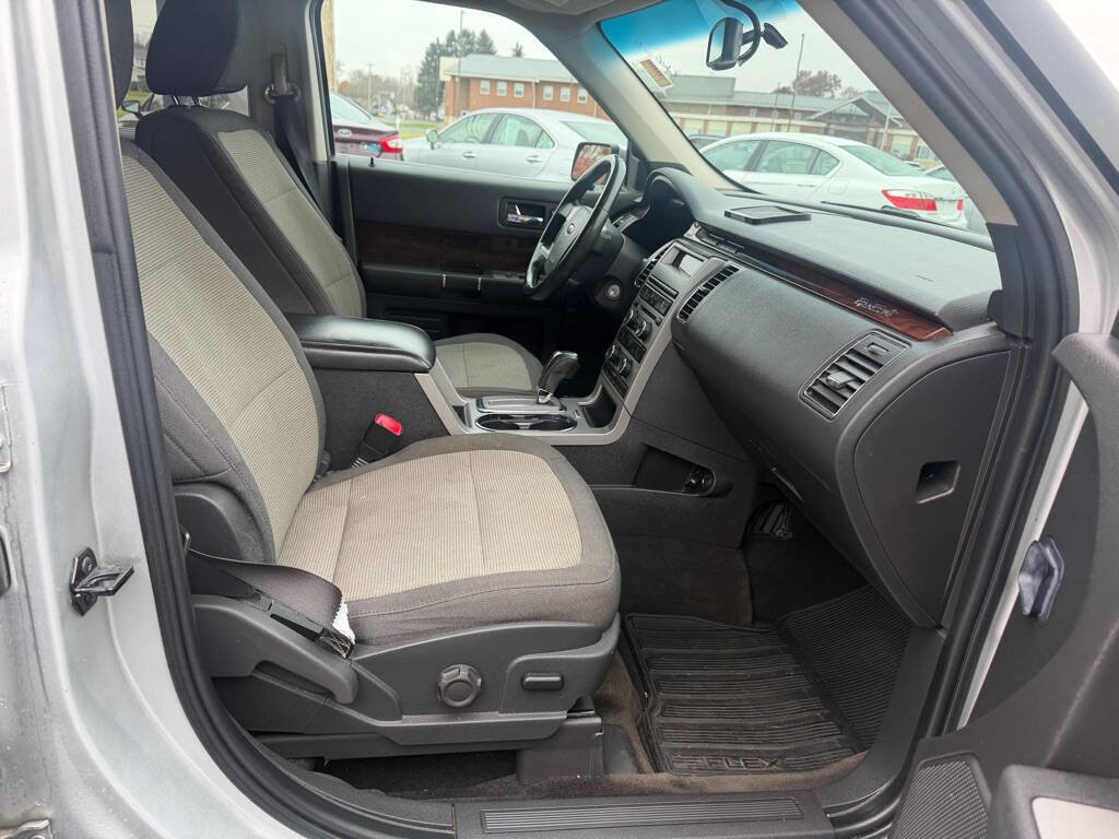 Used 2010 Ford Flex SEL image 10