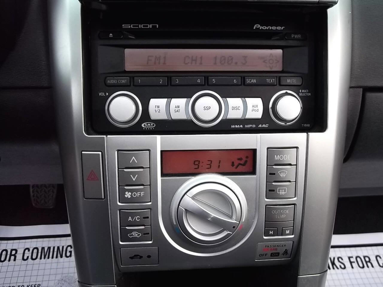 Used 2010 Scion tC FWD image 15