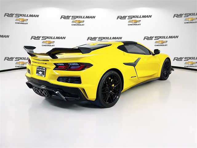 Used 2025 Chevrolet Corvette Z06 w/ Z07 Performance Package image 7