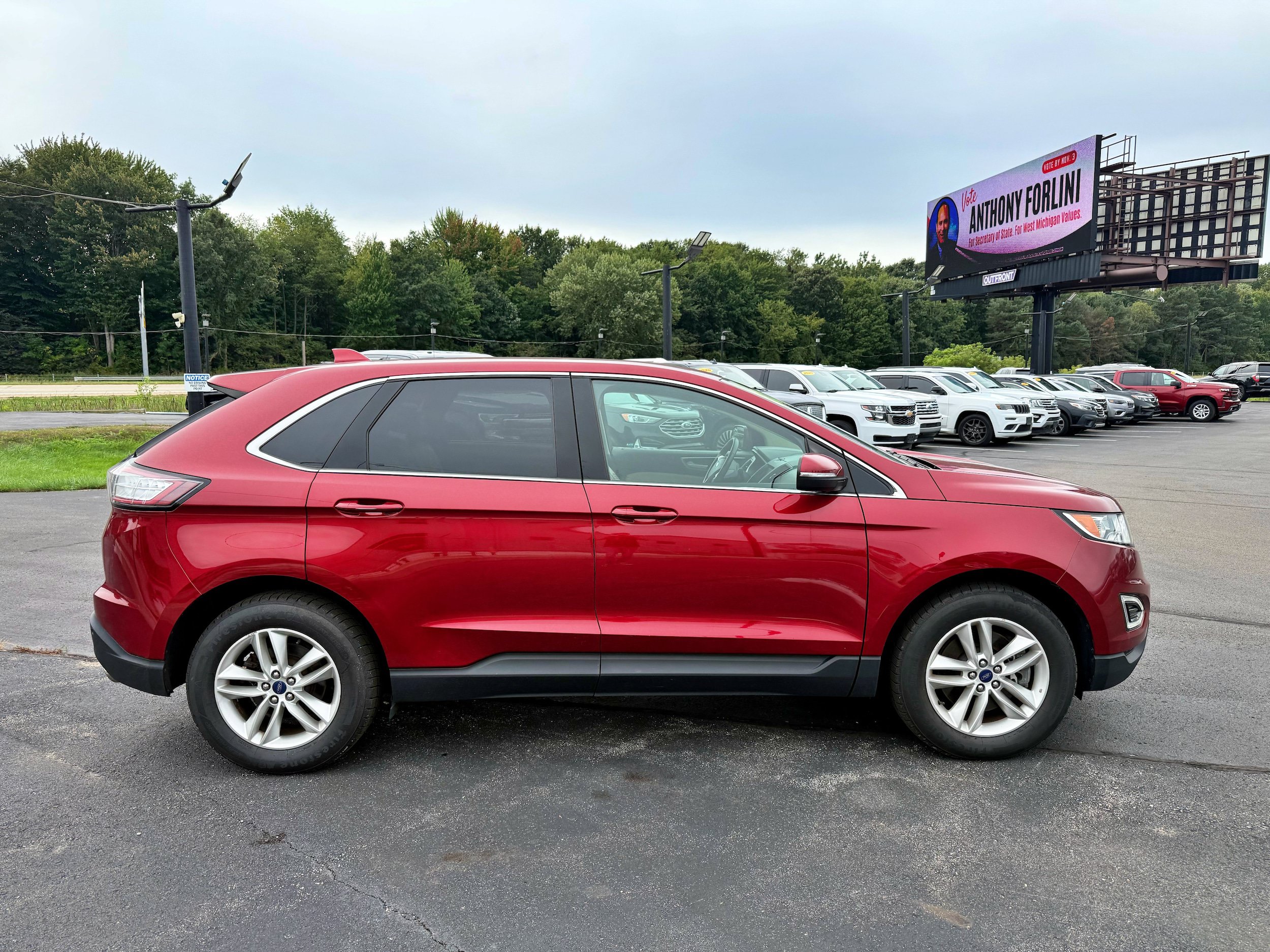 Used 2016 Ford Edge SEL w/ Equipment Group 201A AWD/4WD image 10