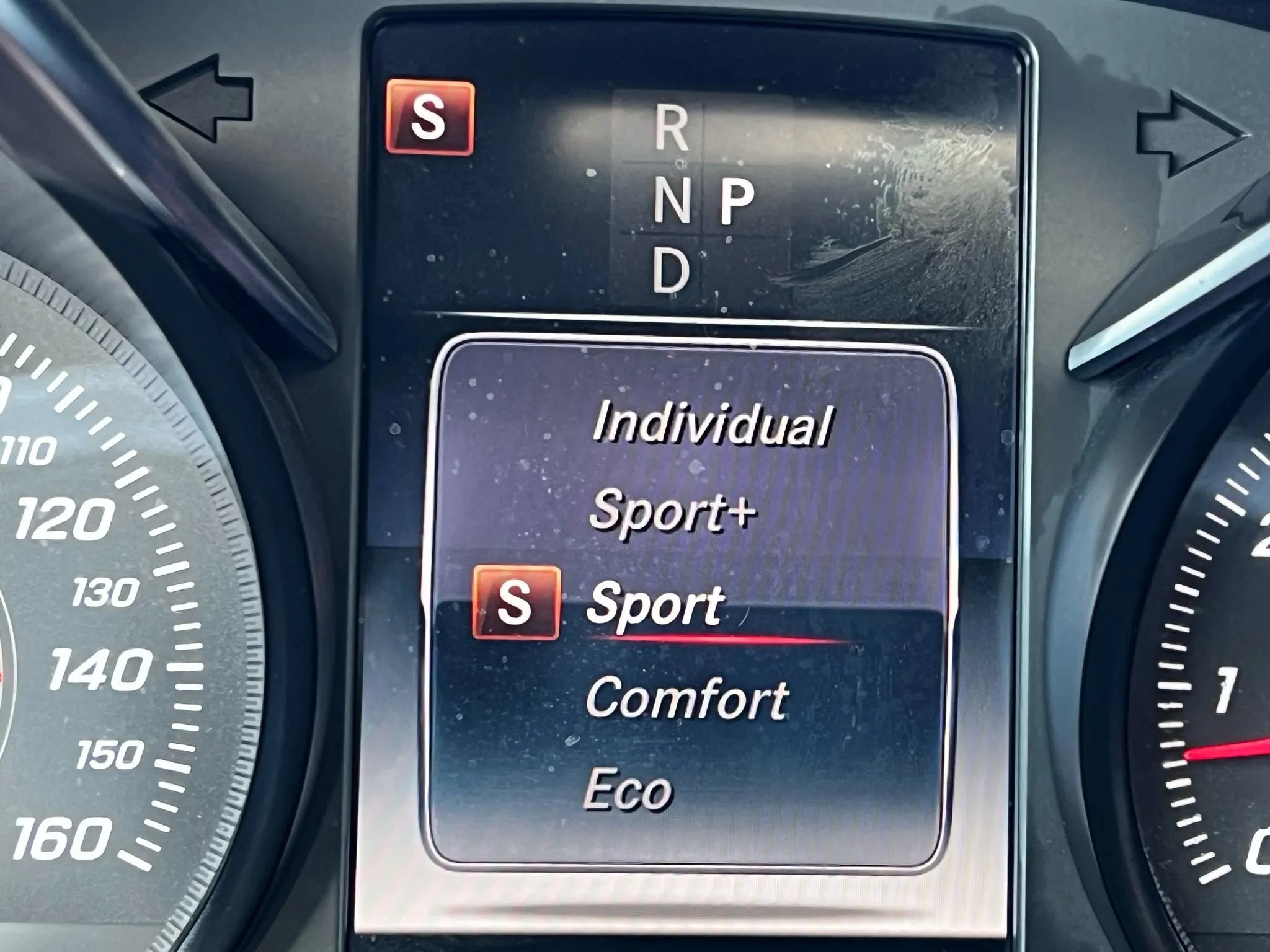 Used 2018 Mercedes-Benz C 300 4MATIC Sedan image 31