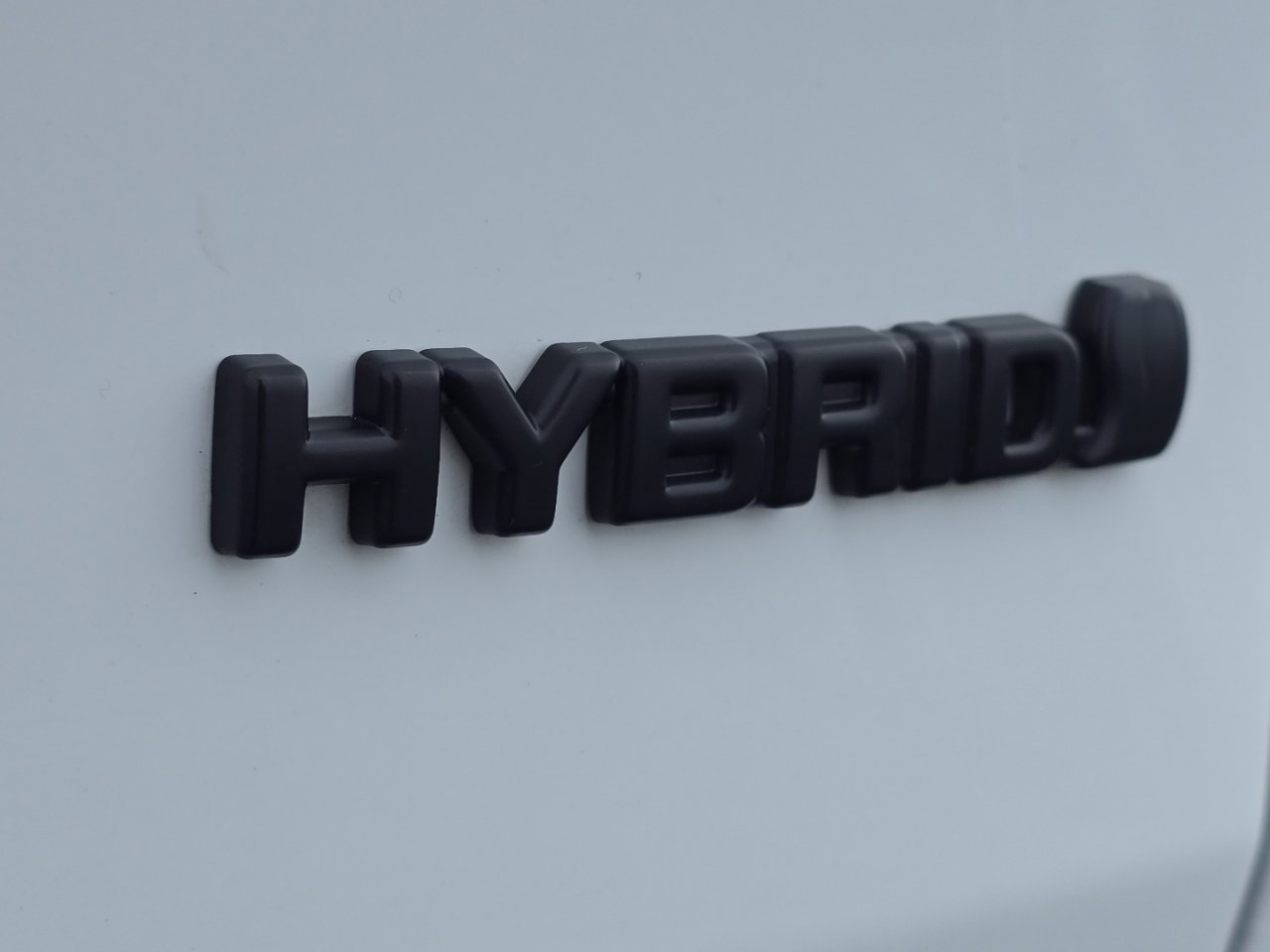 Used 2023 Toyota RAV4 AWD Hybrid image 10