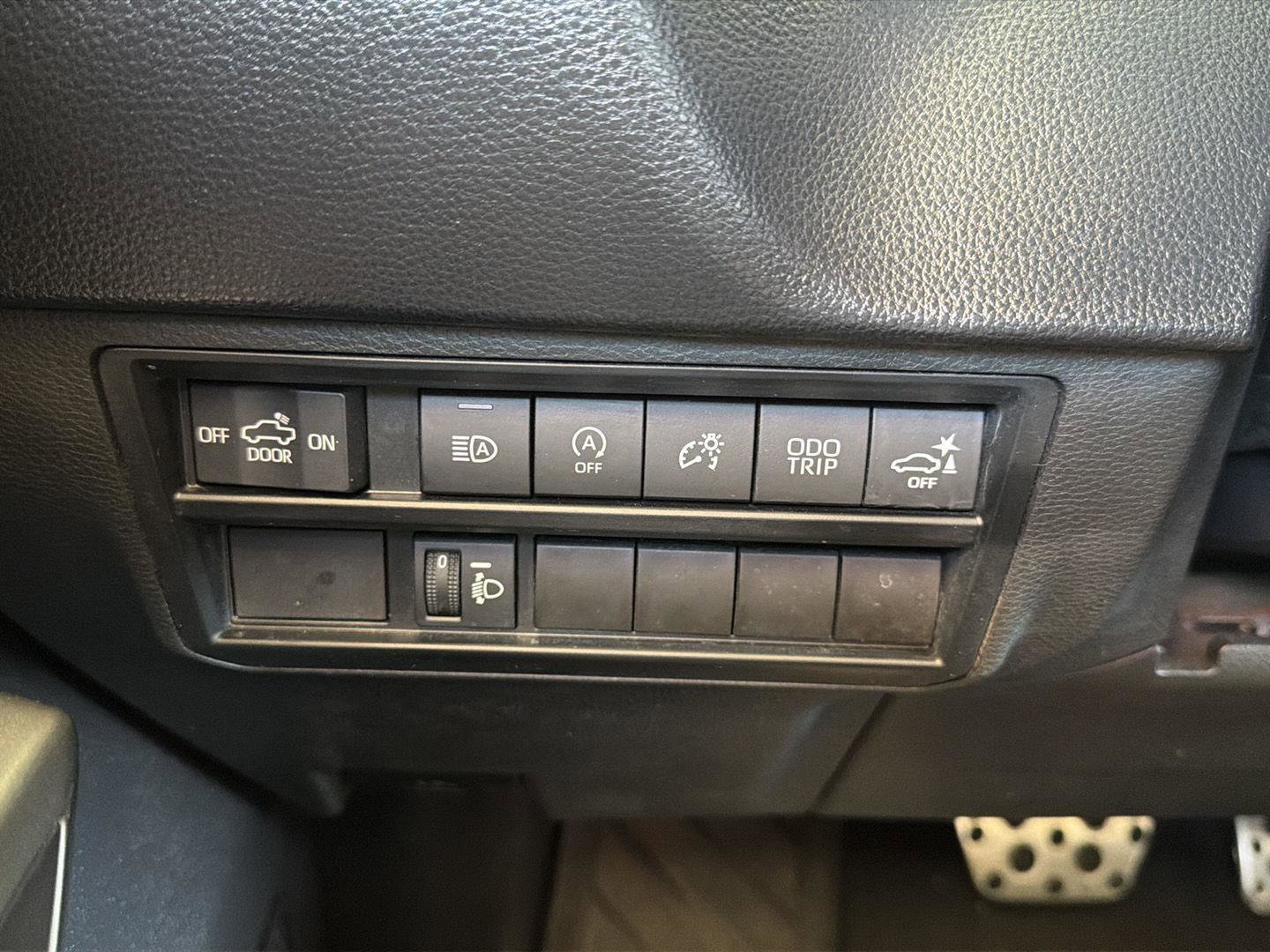 Used 2023 Toyota Tundra SR5 w/ TRD Off-Road Premium Package AWD/4WD image 22