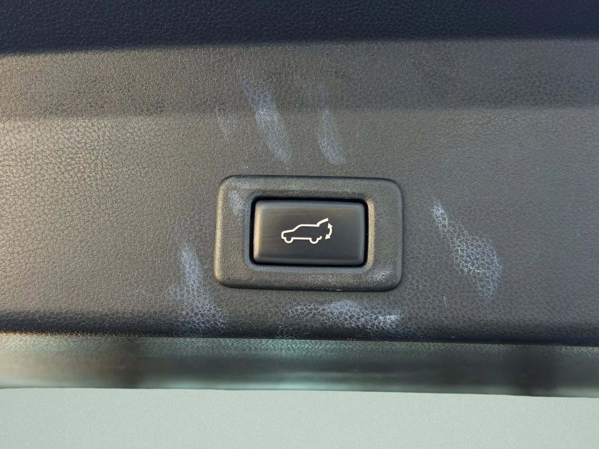 Used 2019 Subaru Ascent Limited w/ Popular Package #3 image 18