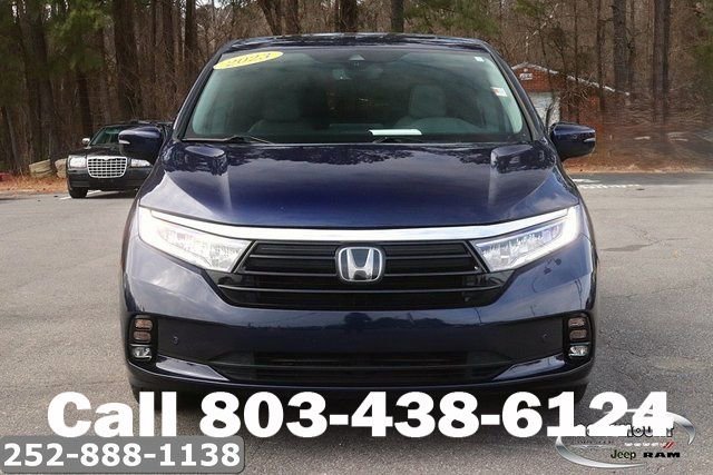 Used 2023 Honda Odyssey Elite image 2