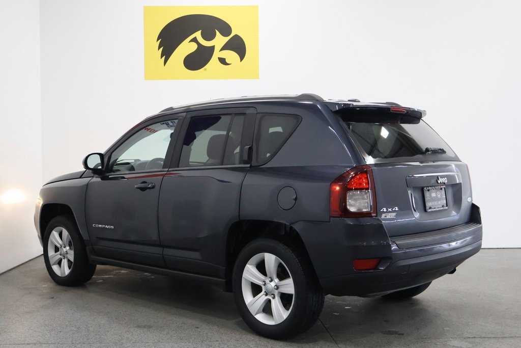 Used 2014 Jeep Compass Latitude w/ Sun/Sound Group image 9