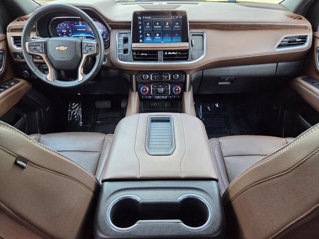 Used 2024 Chevrolet Tahoe High Country AWD/4WD image 17