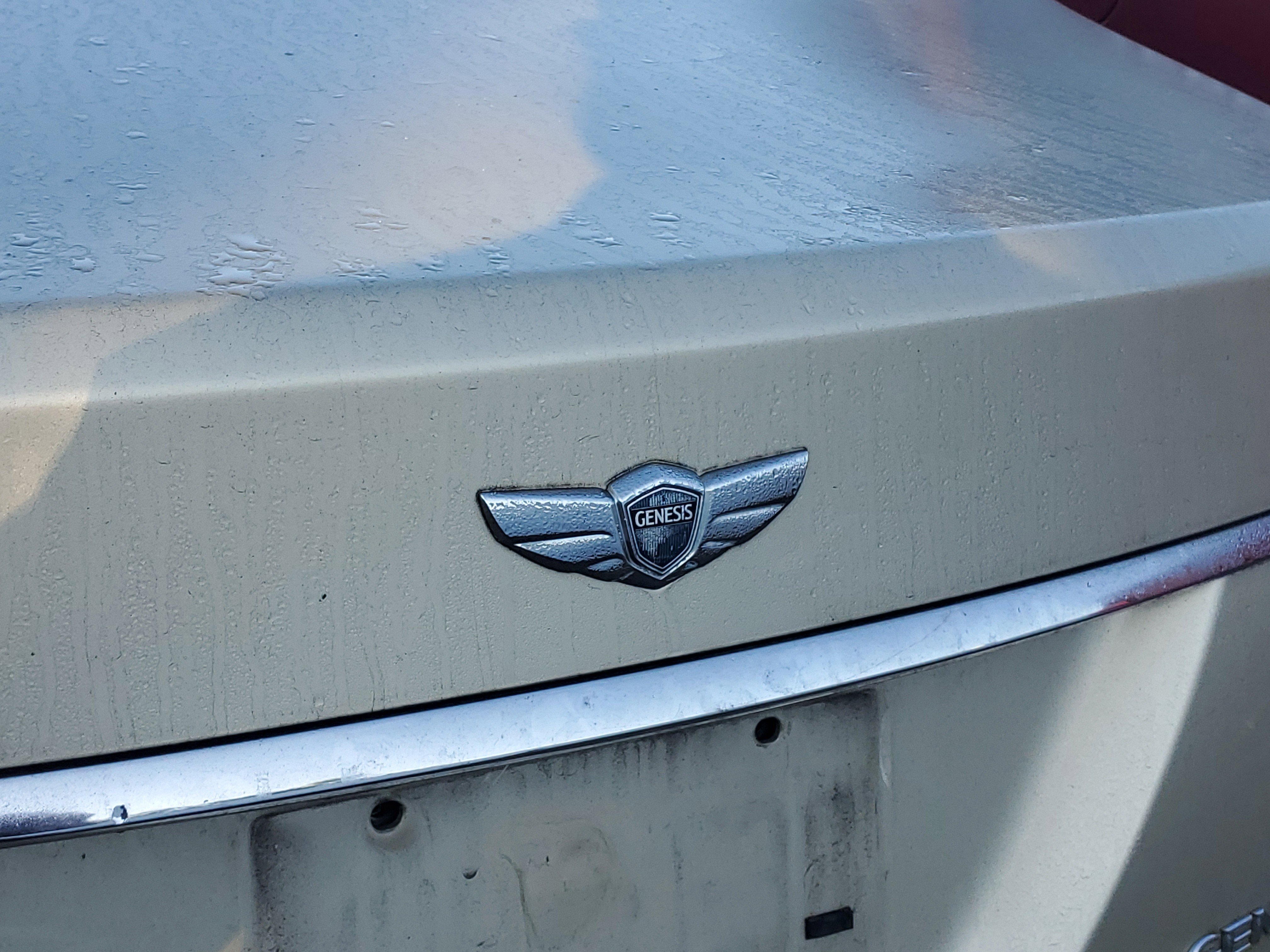 Used 2011 Hyundai Genesis 4.6 RWD image 9