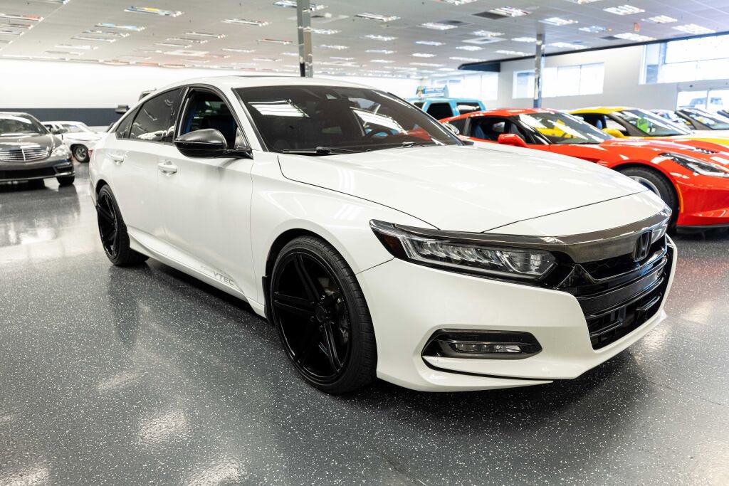Used 2020 Honda Accord Sport image 5
