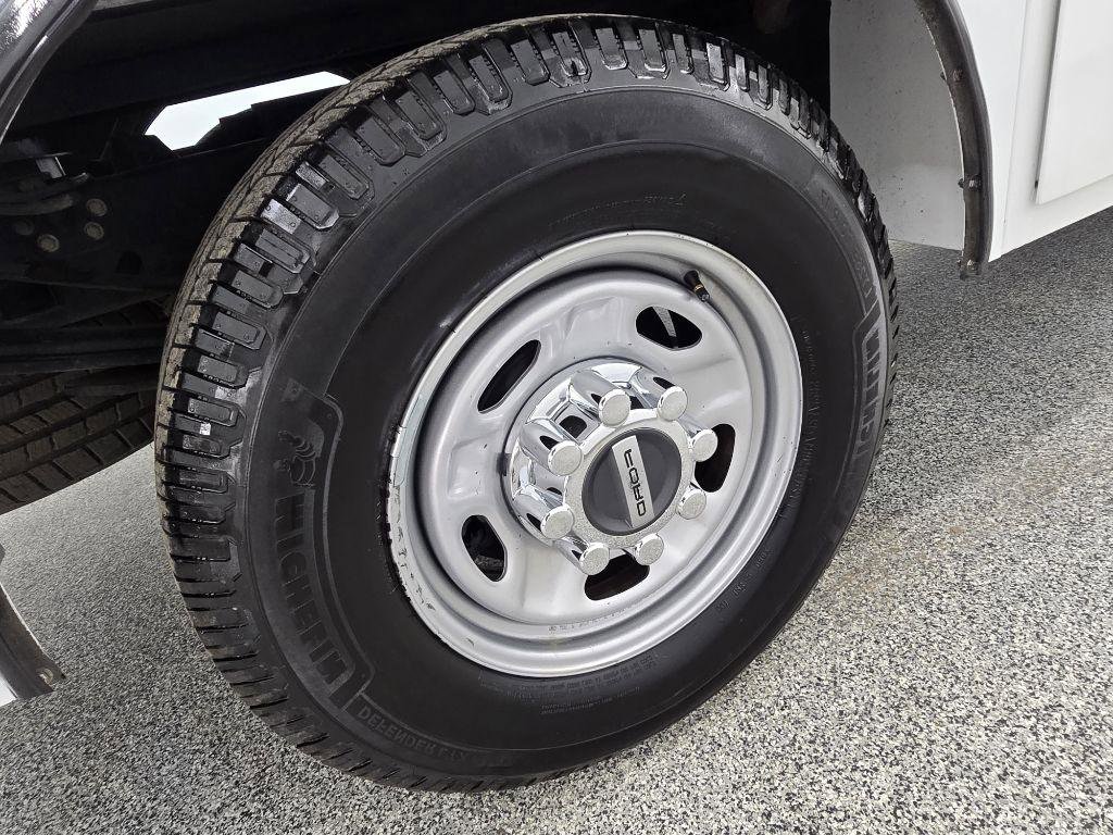 Used 2020 Ford F350 XL w/ Power Equipment Group RWD image 31