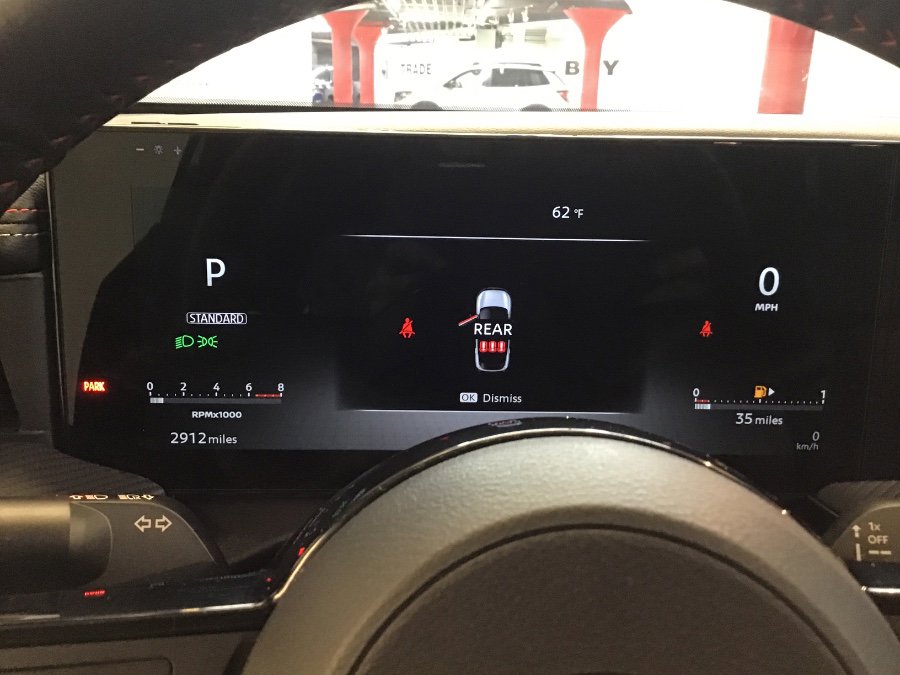 Used 2025 Nissan Kicks SR image 19