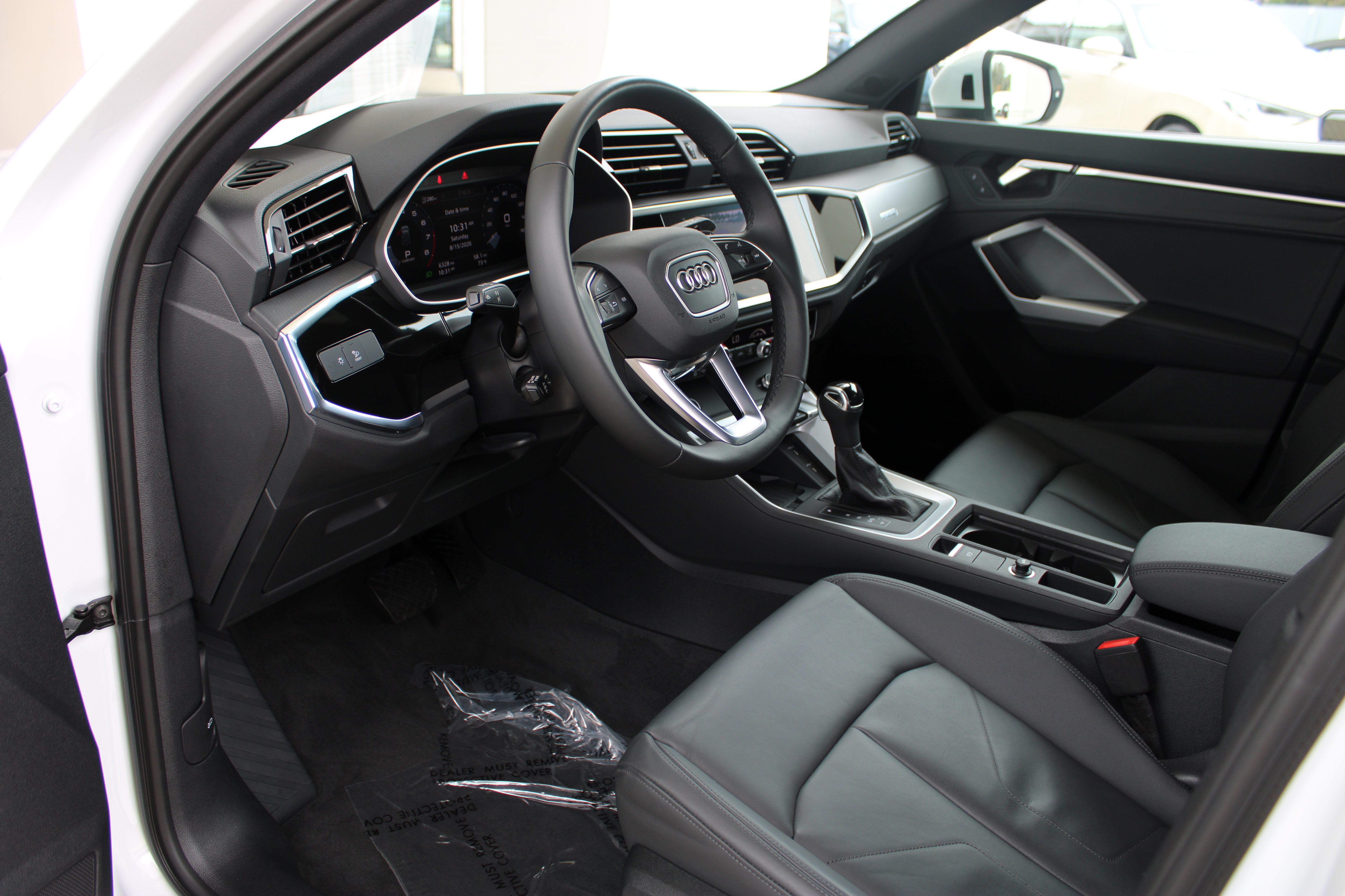 Certified 2025 Audi Q3 2.0T Premium w/ Convenience Package AWD/4WD image 15