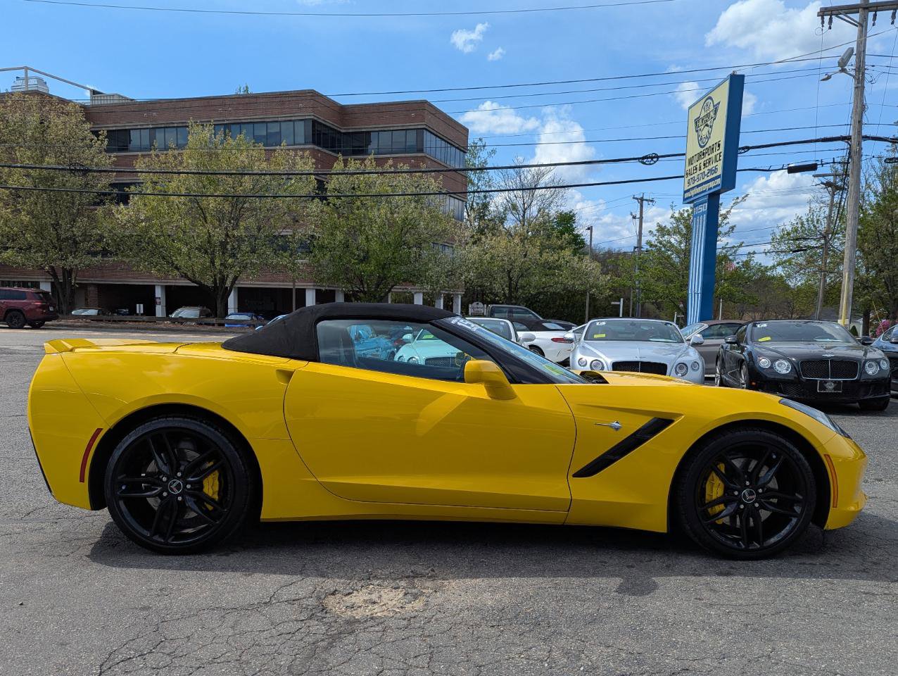 Used 2015 Chevrolet Corvette Stingray Convertible w/ 2LT Preferred Equipment Group RWD image 6