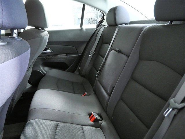 Used 2015 Chevrolet Cruze LT image 14