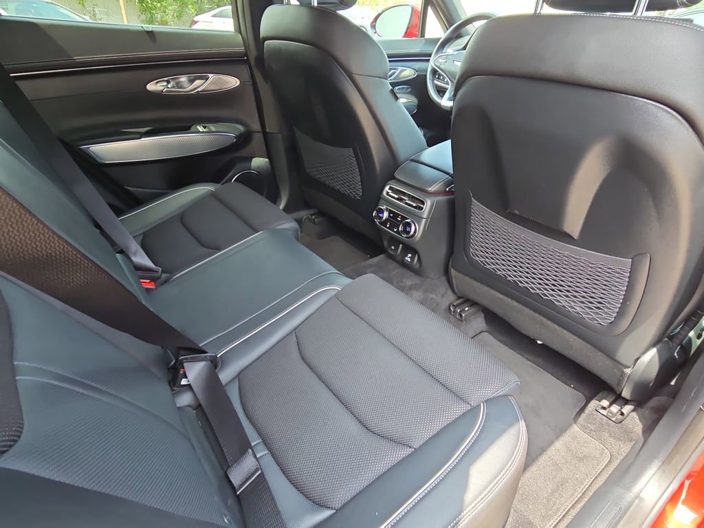 Used 2023 Genesis GV70 2.5T w/ Sport Prestige Package AWD/4WD image 11