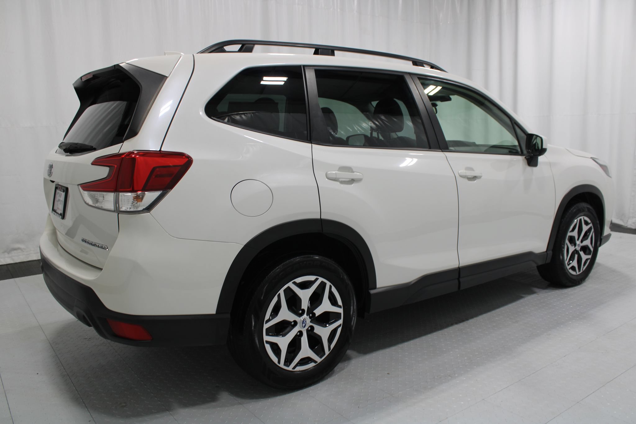 Used 2023 Subaru Forester Premium AWD/4WD image 8