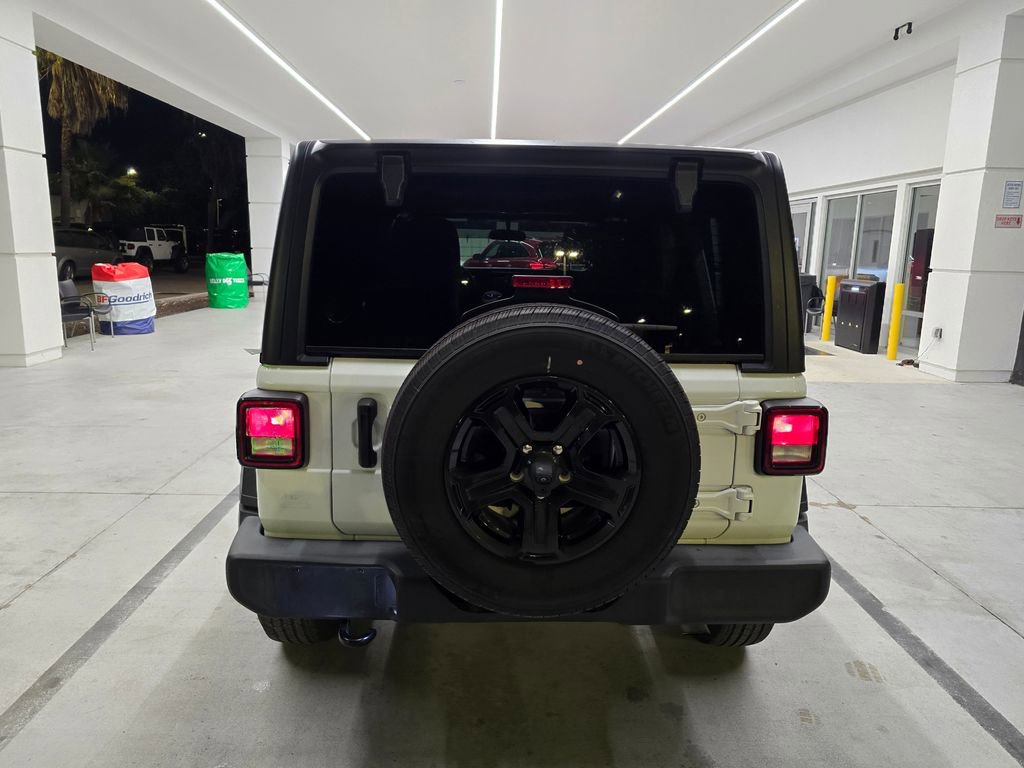 Certified 2023 Jeep Wrangler Unlimited Sport AWD/4WD image 5