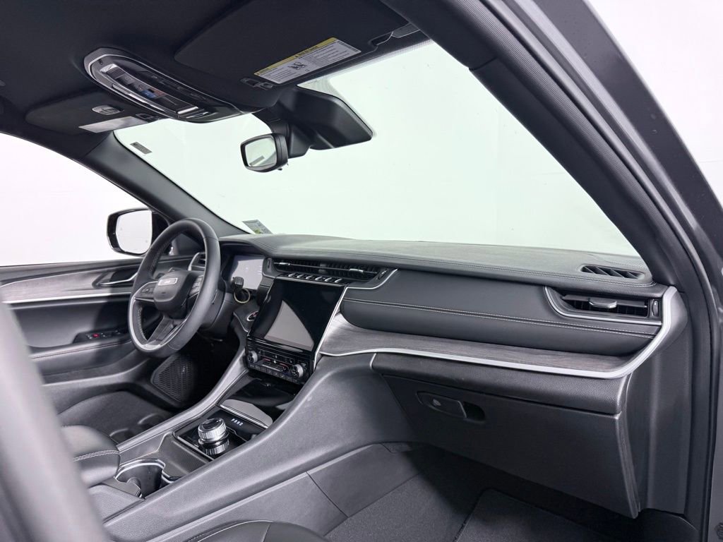 Used 2024 Jeep Grand Cherokee Limited w/ Trailer Tow Package image 25