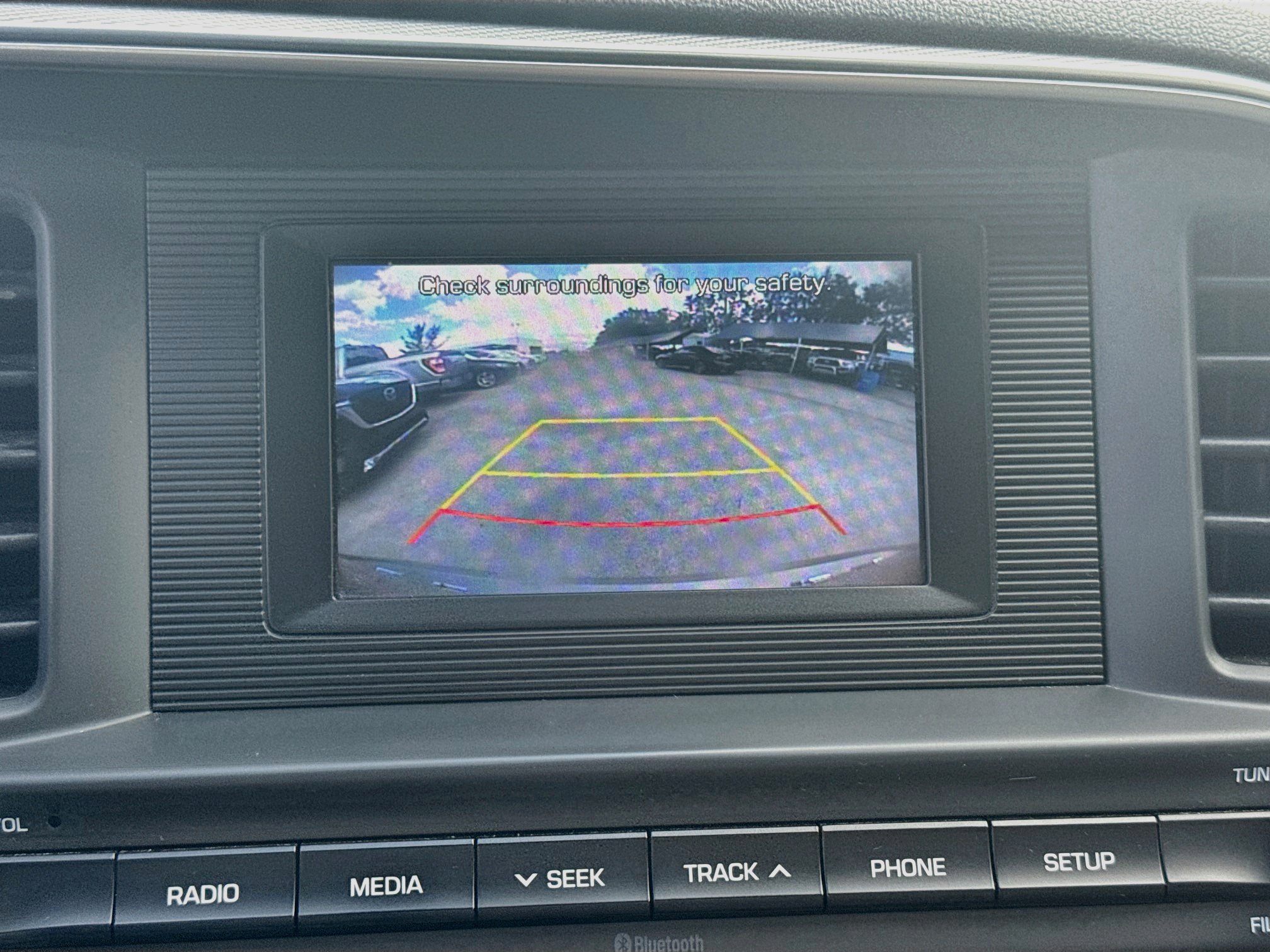 Used 2020 Hyundai Elantra SE FWD image 11