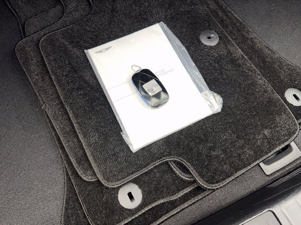 Used 2026 Genesis G70 2.5T RWD image 83