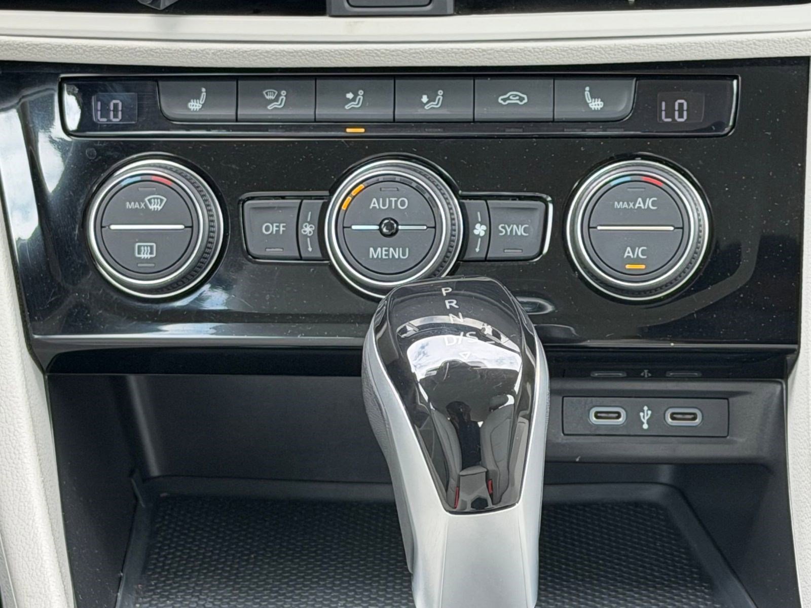 Used 2023 Volkswagen Jetta SE image 15