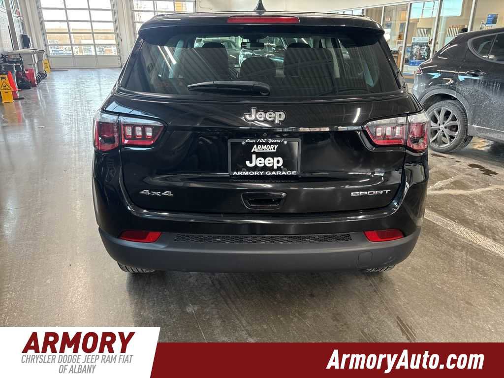 Used 2020 Jeep Compass Sport image 5
