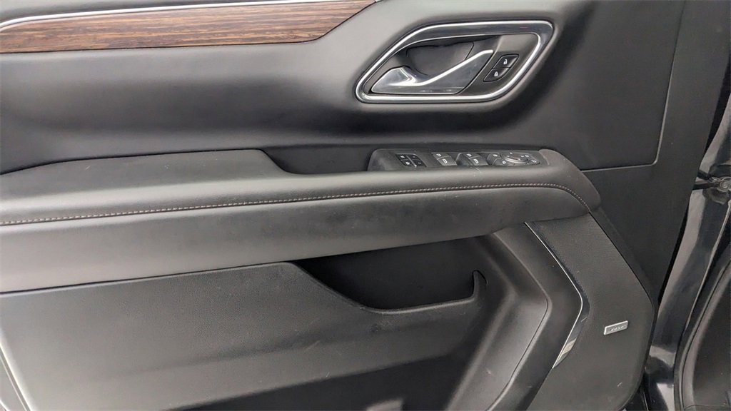 Used 2021 Chevrolet Tahoe High Country w/ Premium Package image 28