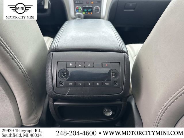 Used 2010 Chevrolet Traverse LTZ AWD/4WD image 19