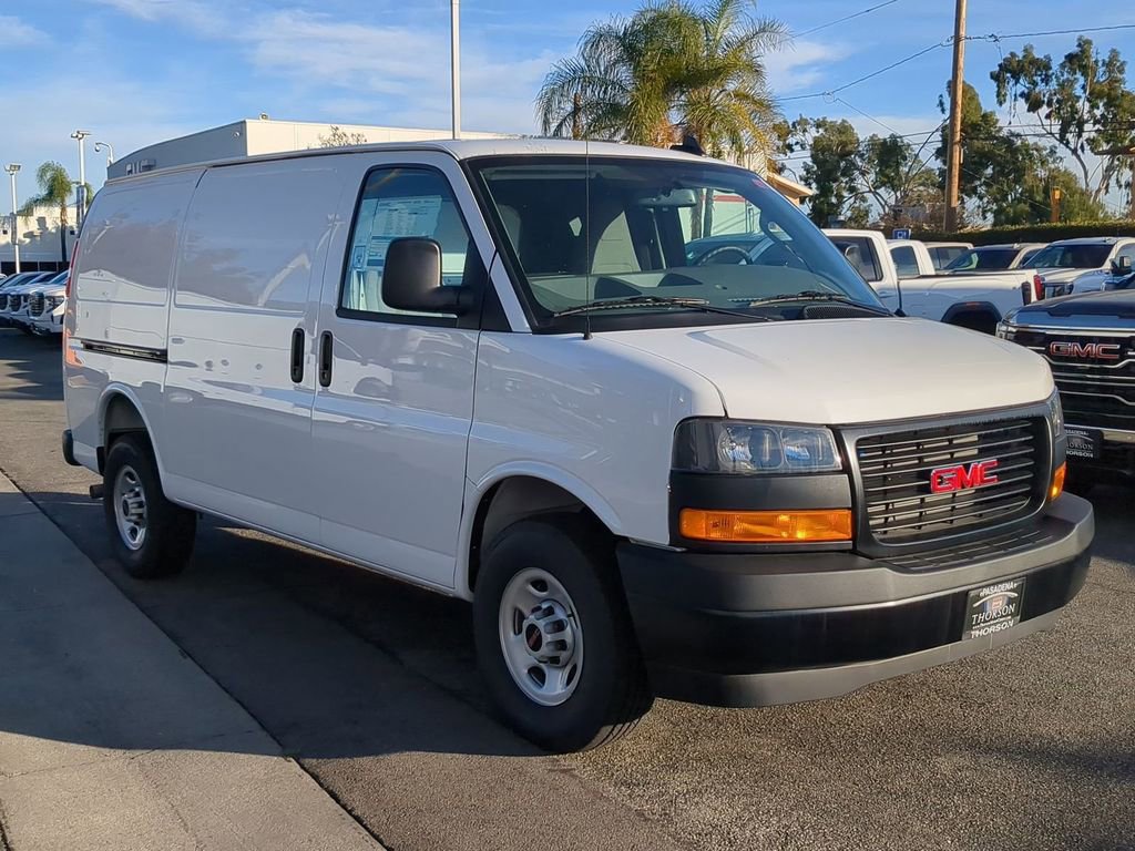 New 2025 GMC Savana 2500 w/ Driver Convenience Package image 9