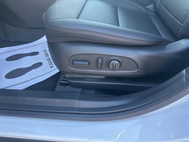 New 2026 Chevrolet Trax RS w/ Driver Confidence Package image 17