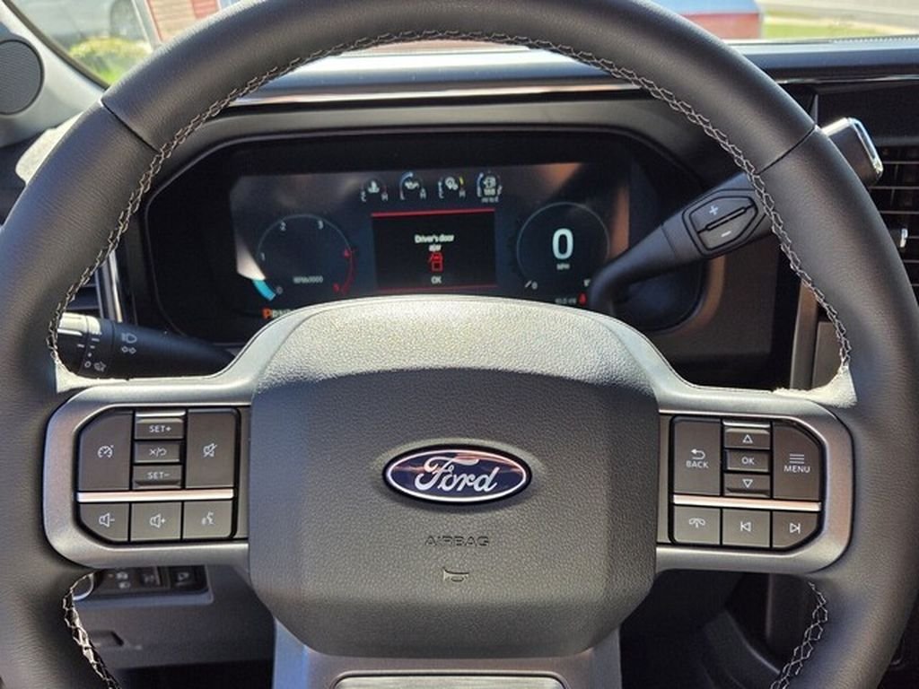 New 2027 Ford F350 Lariat w/ Black Appearance Package AWD/4WD image 26