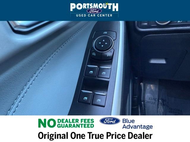 Used 2022 Ford Explorer XLT w/ Equipment Group 202A image 25