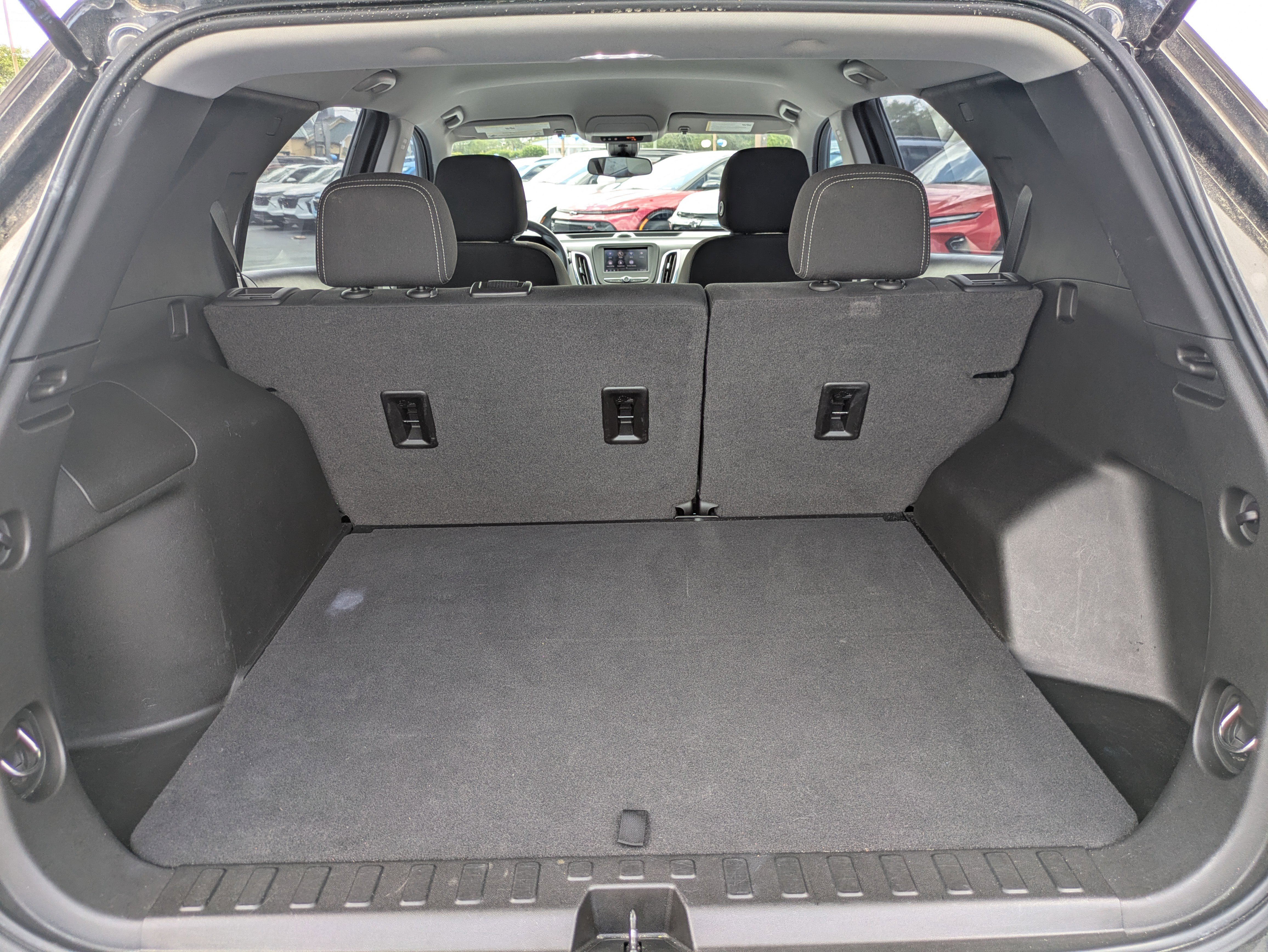 Used 2021 Chevrolet Equinox LS FWD image 7