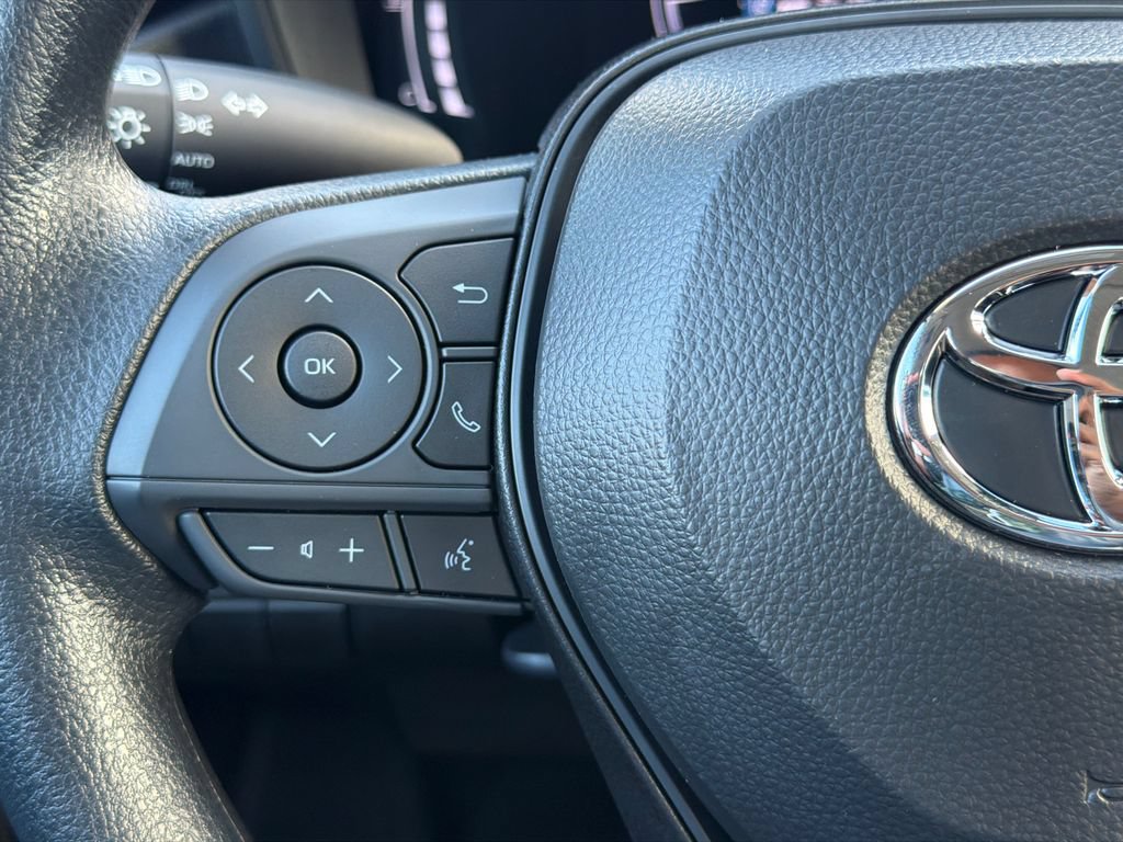 Used 2026 Toyota Corolla LE FWD image 29
