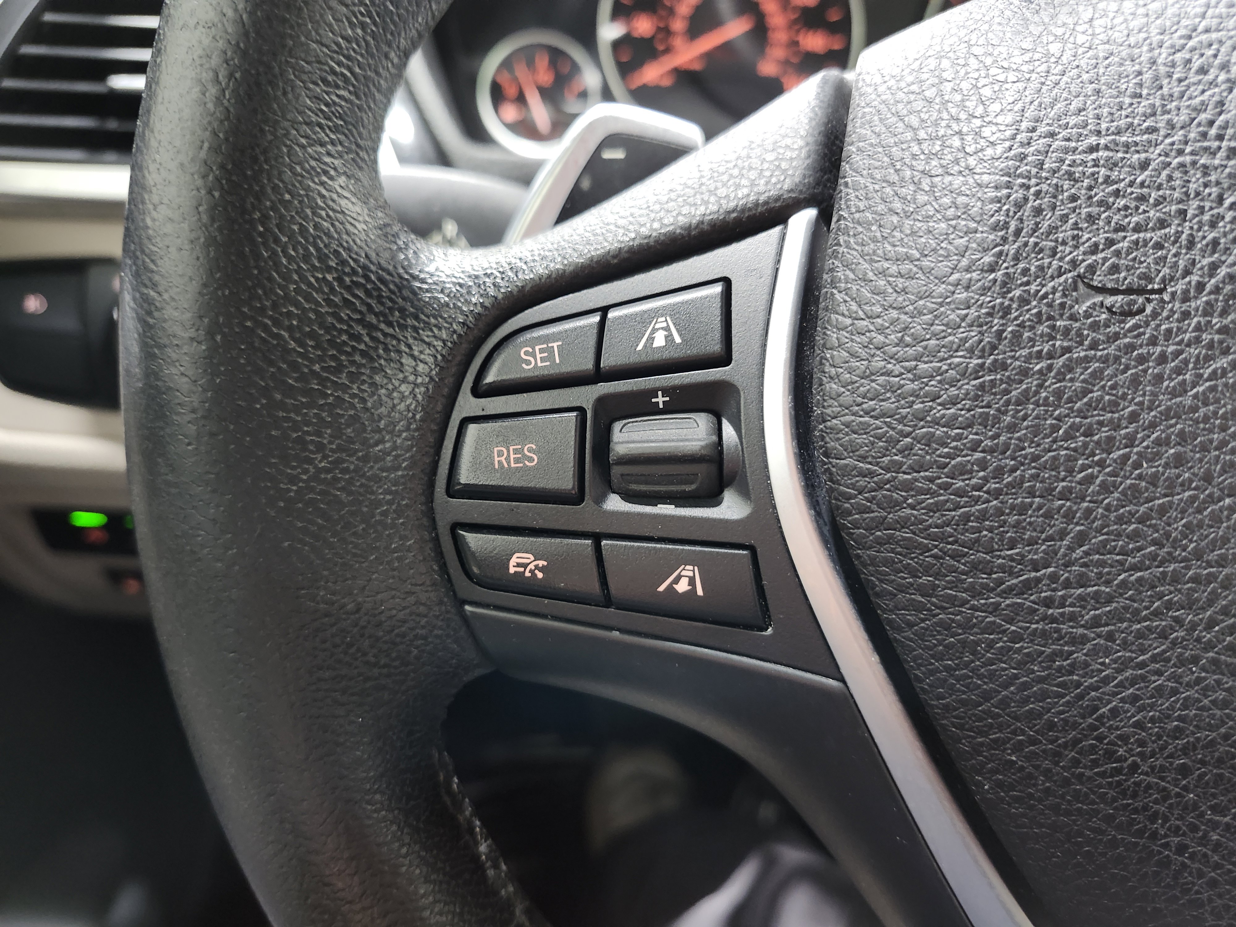 Used 2016 BMW 330e 330e image 39