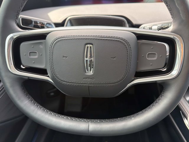 New 2026 Lincoln Nautilus Premier AWD/4WD image 23