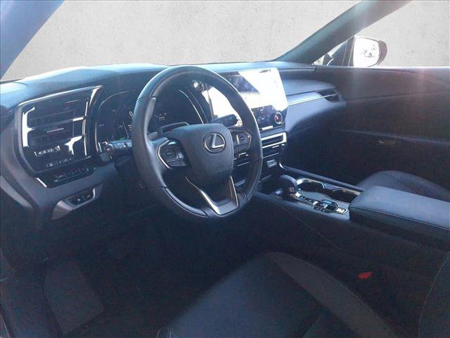 Used 2025 Lexus RX 350h w/ Convenience Package image 9