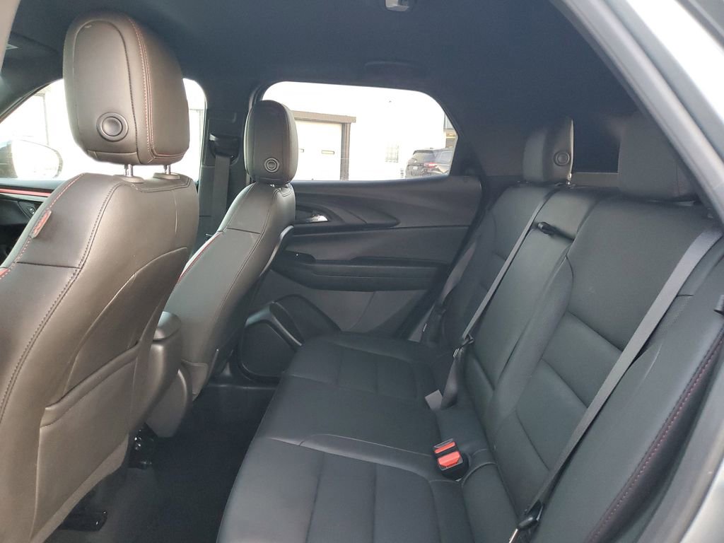 Used 2024 Chevrolet TrailBlazer RS image 27