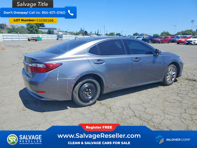 Used 2013 Lexus ES 300h w/ Luxury Pkg FWD image 4