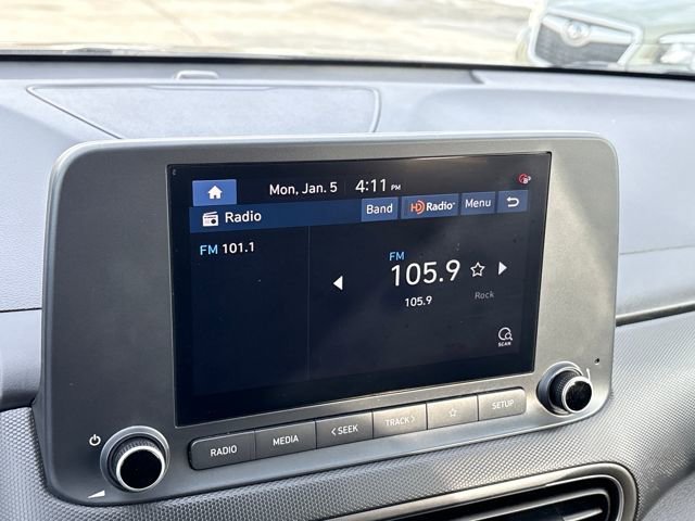 Used 2022 Hyundai Kona SEL image 13