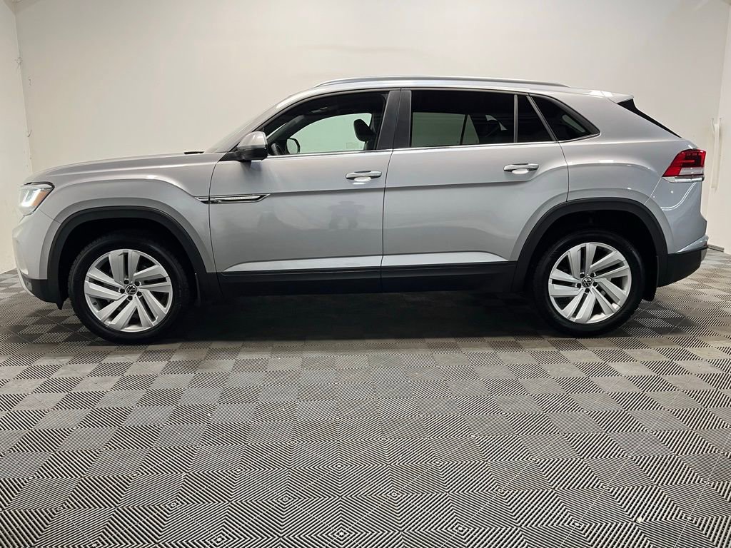 Used 2023 Volkswagen Atlas Cross Sport SE AWD/4WD image 23