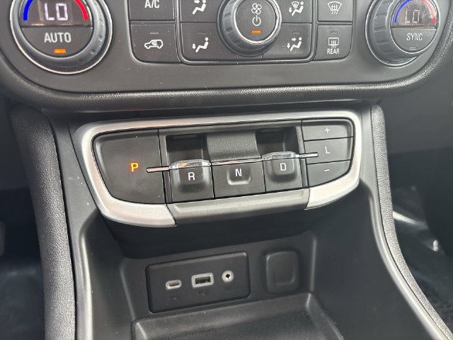 Certified 2024 GMC Terrain SLE w/ Driver Convenience Package FWD image 29