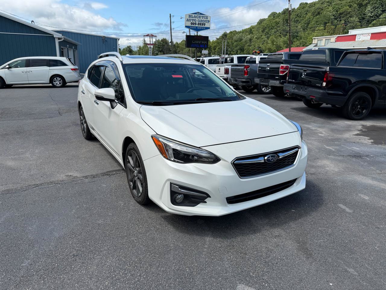 Used 2017 Subaru Impreza 2.0i Limited w/ Moonroof/BSD & Rcta/Eyesight AWD/4WD image 3