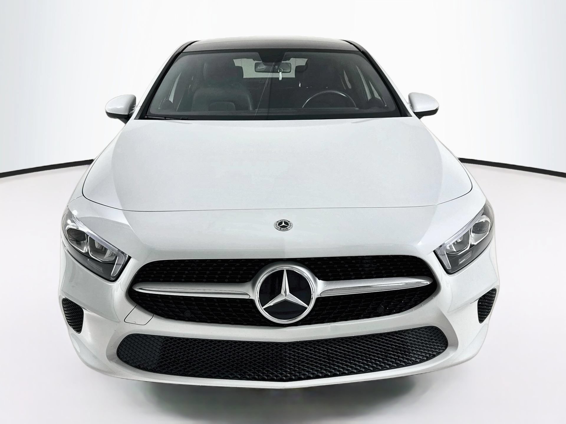 Used 2021 Mercedes-Benz A 220 image 2