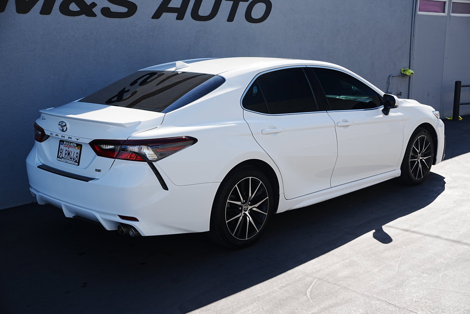 Used 2024 Toyota Camry SE image 4