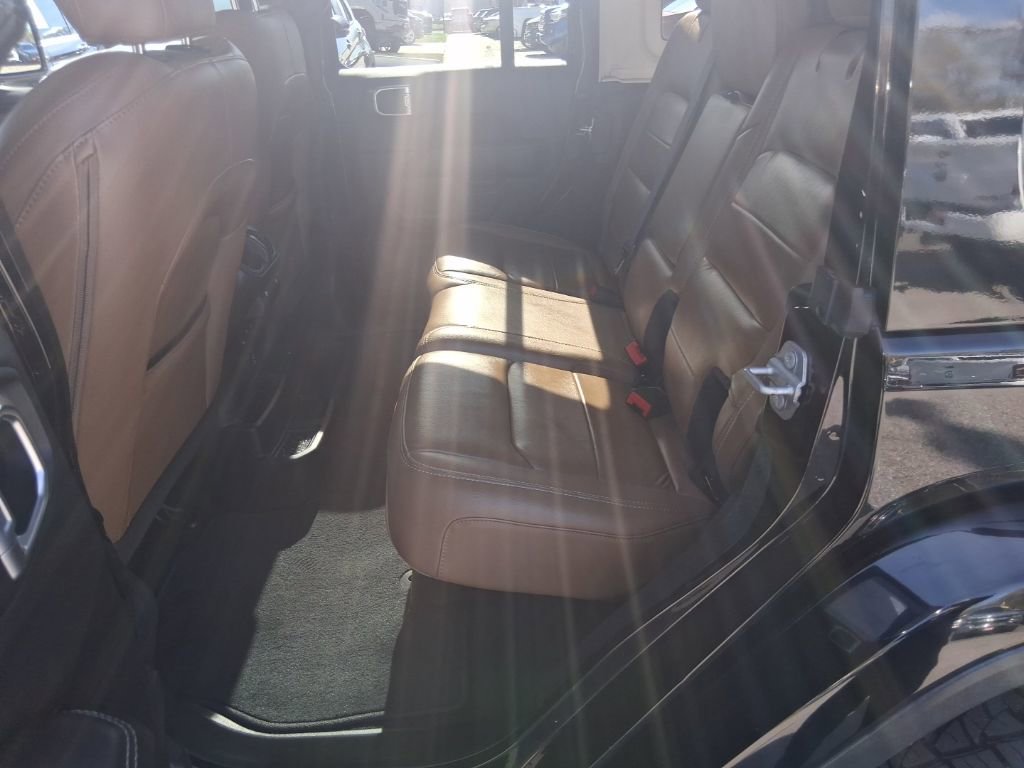 Used 2021 Jeep Wrangler Unlimited Sahara image 19
