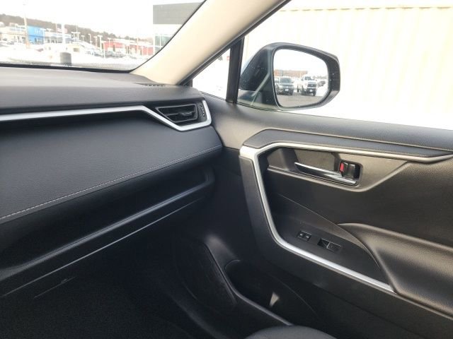 Certified 2024 Toyota RAV4 Woodland Edition image 20