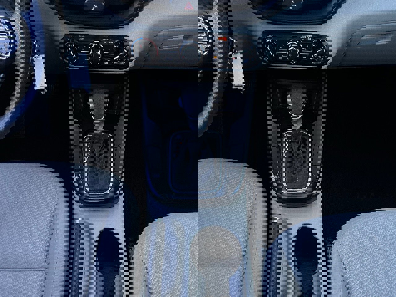 Used 2025 Kia Soul LX w/ LX Technology Package image 13